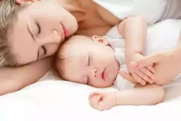 婴幼儿睡眠的10大现象解决方案
